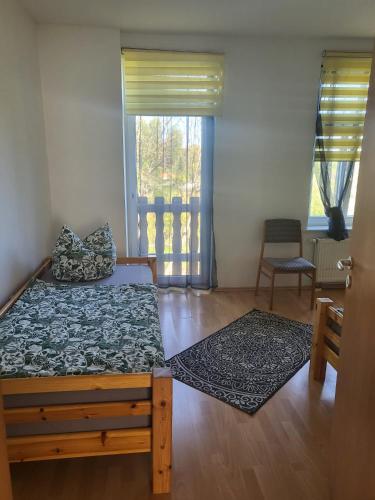 Wie Zuhause Gemütliche 2-Zimmerwohnung 65 m2 mit großer Küche 4 Betten DE, PL, EN, Lipsko