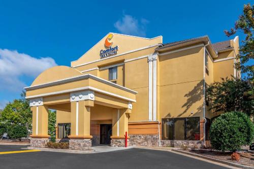 . Comfort Inn & Suites Atlanta-Smyrna