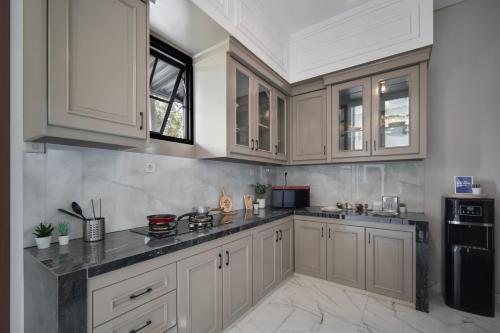 Cove Palacio in Kebon Jeruk