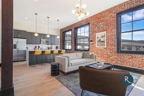 Roami at The Lola Near Bourbon St 3BR #52