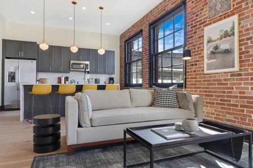 Roami at The Lola Near Bourbon St 3BR #54