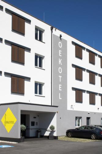 OEKOTEL Graz Airport 2