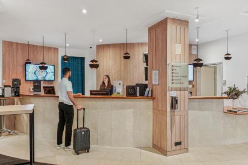 Lobby, Mercure Paris Porte D'Orleans Hotel in Montrouge