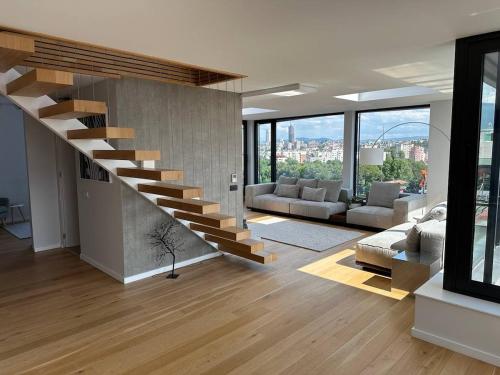 360 Stunning View 2 Floors Penthouse 3BD 2BA, Sofia (Foto 10)