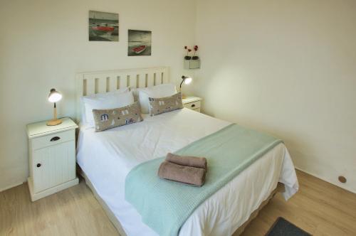 Sea Cottage Langebaan 4-sleeper - image 5