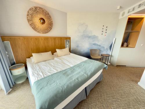 1 queen bed