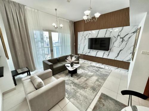 Marina Walk View Luxury 1BR close to JBR beach!, Dubai