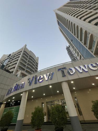 Marina Walk View Luxury 1BR close to JBR beach!, Дубай (фото 8)