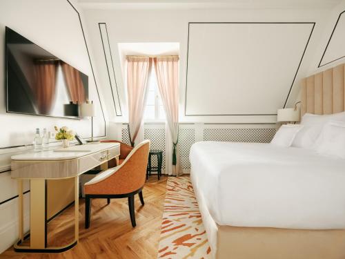 room detail thumbnail 1