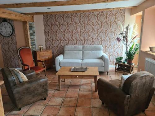 Lo Nid Chau in Montbenoit