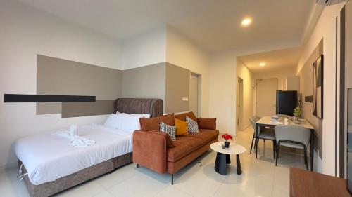 Private Family suite 23A13A1BR at KLCC, Kuala Lumpur