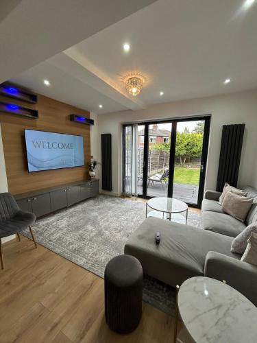 Manchester Nest, Manchester