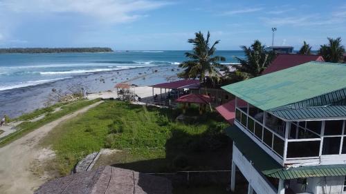 Nias Surf Stay in Teluk Dalam