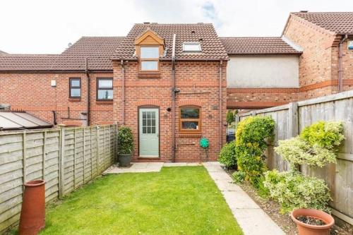 A perfect stay close to picturesque nature reserve in 萊德舍姆