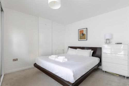 Gorgeous 1BD Flat - 10 Mins from Clapham Common! - image 10