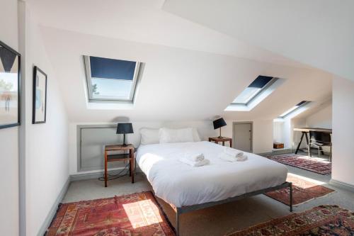 Lovely 4-Bedroom House near Portobello, Londýn (fotografie 5)