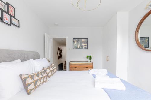 Chic 3BD Maisonette wRoof Terrace - Wandsworth!
