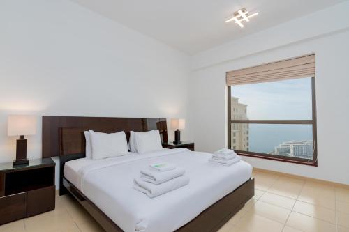 Amazing 2 Bedroom in Dubai - image 8