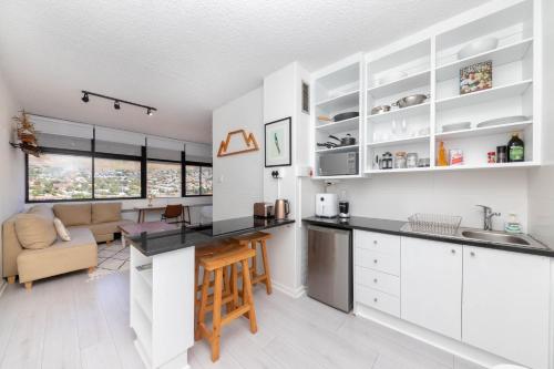 Boho Chic Studio Apartment in Cape Town - image 31