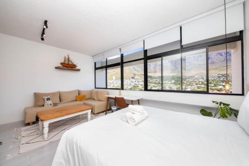 Boho Chic Studio Apartment in Cape Town - image 6