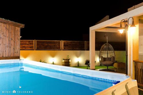 Swimming pool, Rom HaTayelet in Shaked