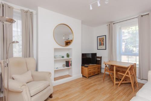 Fabulous 2 Bedroom Apartment in London Bridge