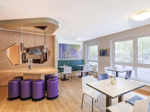 ردهة, B&B HOTEL Stuttgart-Vaihingen in فاينغن