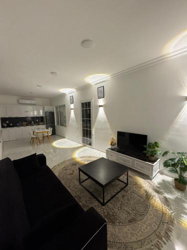 Guba White House in Amsar