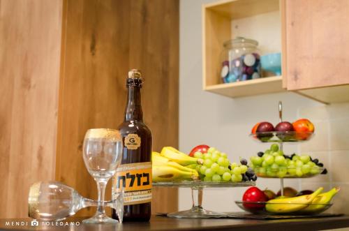 Facilities, Rom HaTayelet in Shaked