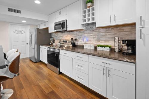 Cozy Getaway Homes in Lavergne (TN)