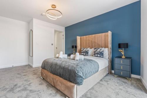 NEW BUILD - Modern Lux Broad St City Centre 2 Bedroom Apt, 2 Bathroom - Birmingham City Centre - Smart TVs with Netflix - Long Stays Allowed - 5 mins walk to Brindley Place, 1 min to Broad Streets Bars and Restaurants, Бирмингем (фото 4)