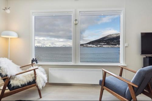 Lyngenalps view in Rotsund