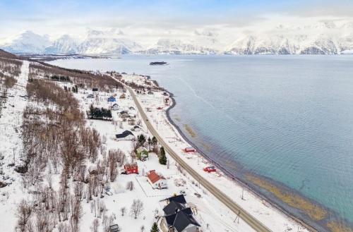 Lyngenalps view in Rotsund
