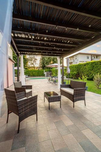 Vedere exterior, Giada Sirio & Giada Orione in Lucca