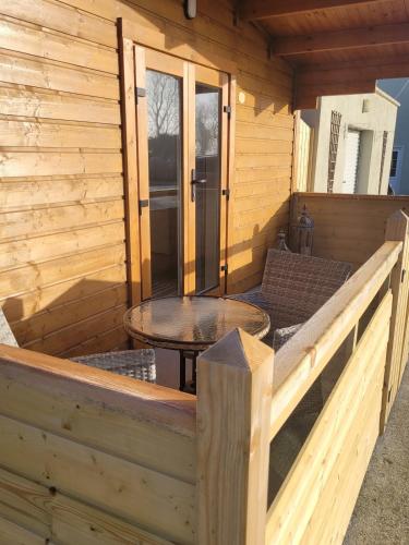 Nellies Cottage B&B & Log Cabins in Mountnugent