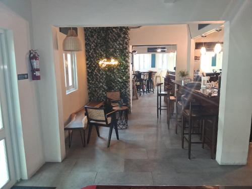 Pub/Lounge, Kokomo Hotel in Culebra