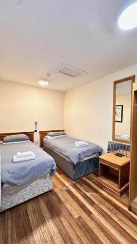 Shanahans B&B with Sports Bar - image 11