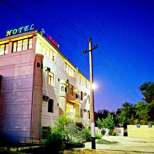 Hotel Mahdiy
