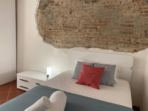 -Sant’Andrea Apartment- - Tap to explore photos