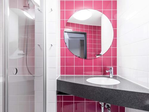 B&B Hotel München City-Nord - image 7