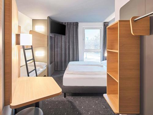 B&B Hotel Koln-Messe – khách sạn tại Deutz / Messe