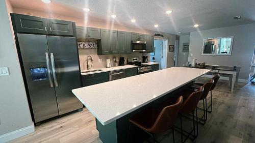 Johnnys Beach Hideaway in อินเดียนร็อคบีช (FL)