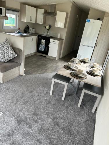 Billing Aquadrome holiday park - sleeps up to 7
