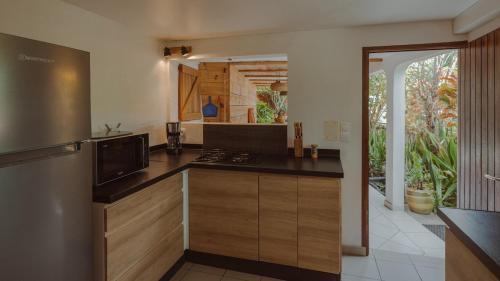 Κουζίνα, Beach apartment, Ti Clé de Lo (Beach apartment, Ti Cle de Lo) in Πουάντ-Νουάρ