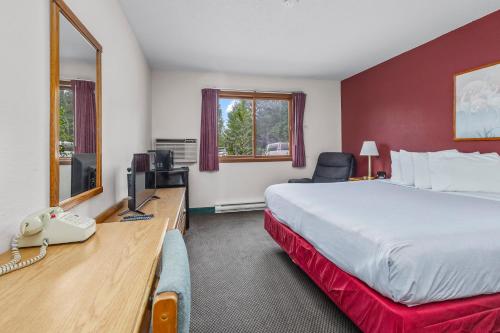 Wautoma Inn - image 8