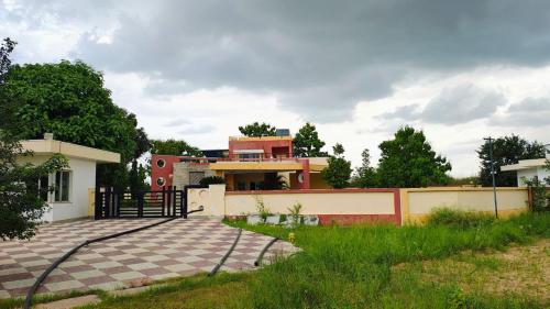 vaibhav farm house in Chomu