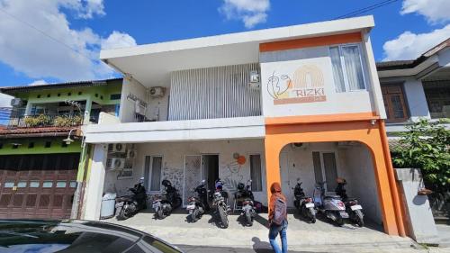 Rizki Kost Exclusive