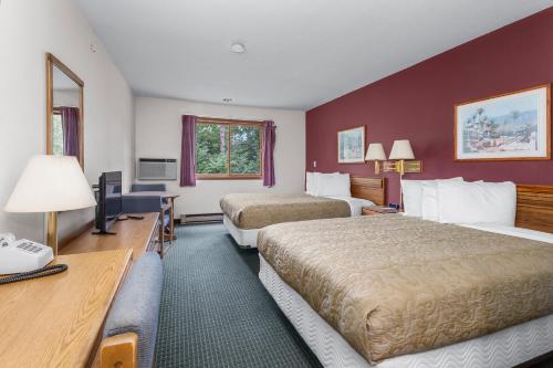 Wautoma Inn - image 2