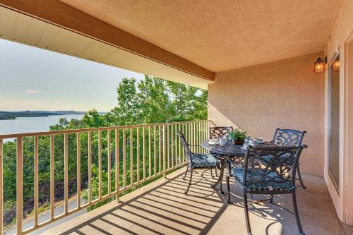 Lakefront Branson Condo, Near Silver Dollar City!, Branson
