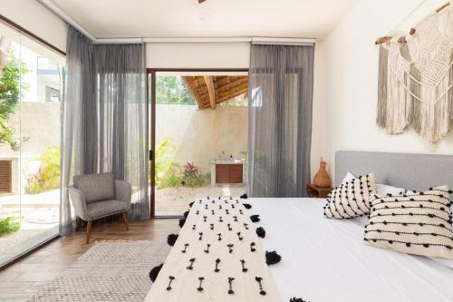 UTSKIN By ZENDA - Luxury Villas & Private Pools